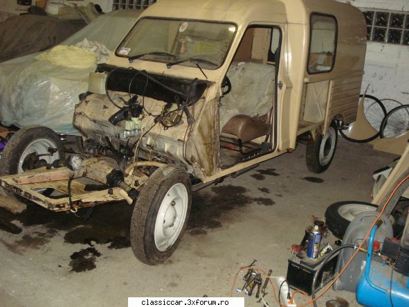 Citroen Acadiane 1985 - dup� baie cu detergenti si jet sub presiune - Reconditionari si Restaurari