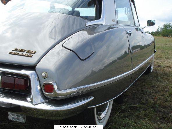 Citroen DS 21 - alte p�rti inconfundabile ptr Pallas - Prezentare masini