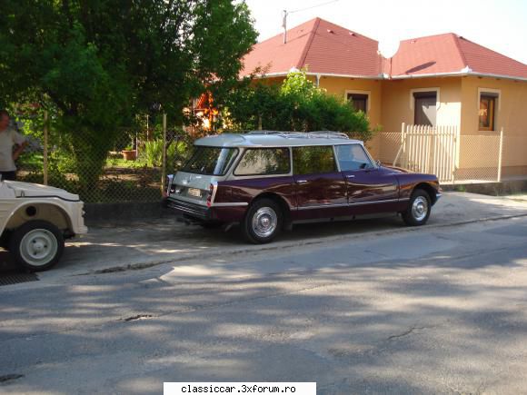 Citroen DS 21 Familiale - Se deosebeste at�t prin denumire de sora sa - Prezentare masini