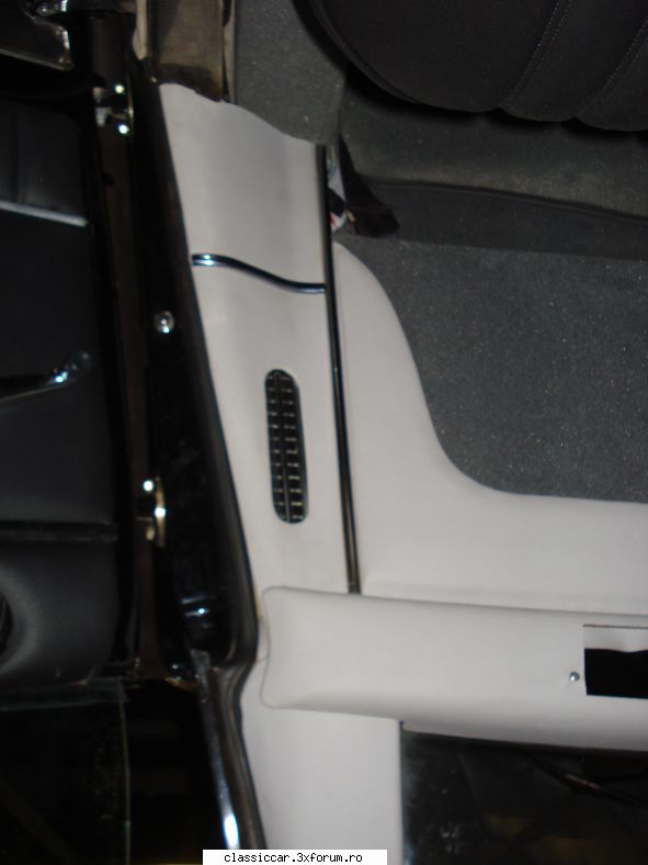 Citroen DS 21 Prestige.raritate absolut� - detaliu ...gril� special� ptr aerul - Reconditionari si Restaurari
