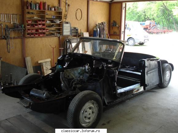 Citroen DS Cabriolet Chapron - Si corpul reinnoit care asteapt� operatia de - Prezentare masini