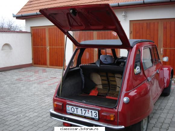 Citroen Dyane 6 - usa spate cu deschidere larg� inclusiv a lunetei - Prezentare masini
