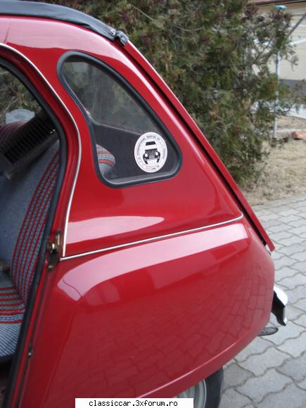 Citroen Dyane 6 - usa mai p�tr�toas� - Prezentare masini