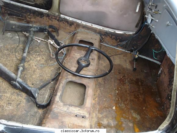 Citroen Traction Avant 15 six -1953 - volan la podea.... o nou� mod� - Reconditionari si Restaurari