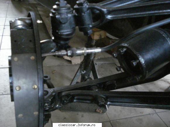 Citroen Traction Avant 15 six -1953 - fr�na fat� dreapta deja terminat� - Reconditionari si Restaurari
