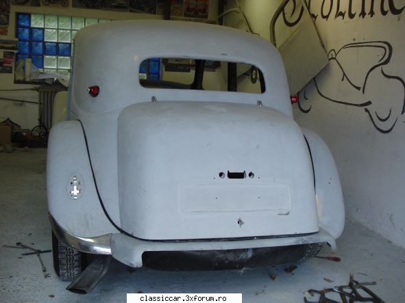 Citroen Traction Avant 15 six -1953 - dup� chedere au urmat l�mpile de pozitie - Reconditionari si Restaurari