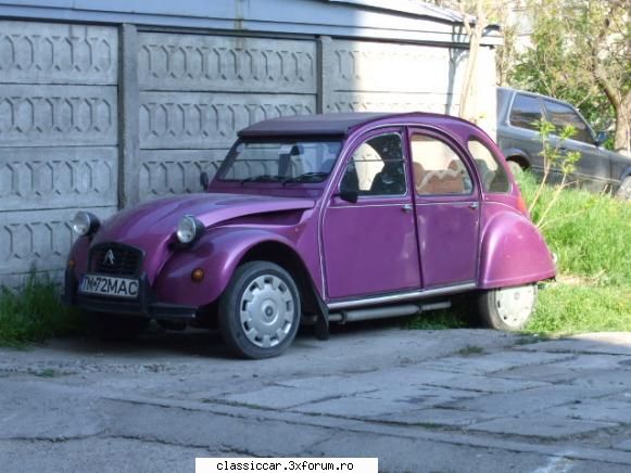 Clasice din Timisoara - foarte simpatic acest 2CV - Am vazut prin Romania