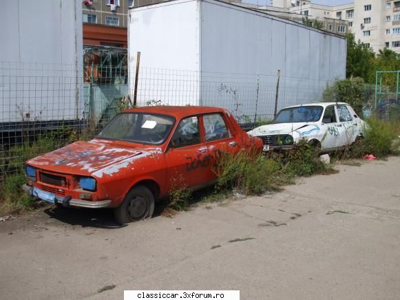 Clasice din Timisoara - doua epave Dacia - Am vazut prin Romania