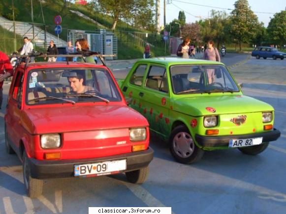 Clasice din Timisoara - langa stadionul poli am intalnit doua Fiat 126 - Am vazut prin Romania