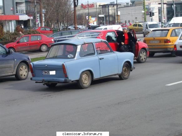 Clasice din Timisoara - trabi surprins in trafic - Am vazut prin Romania
