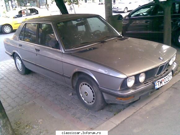 Clasice din Timisoara - un alt BMW E28, putin sifonat pe laterale - Am vazut prin Romania