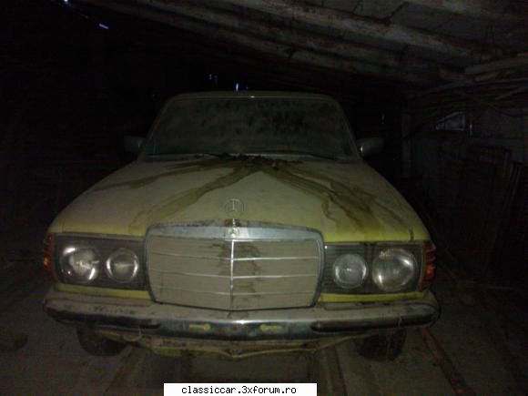Clasice din Vrancea - Un W 123 (Cobra) nemiscat de vreo ani... Mai - Am vazut prin Romania