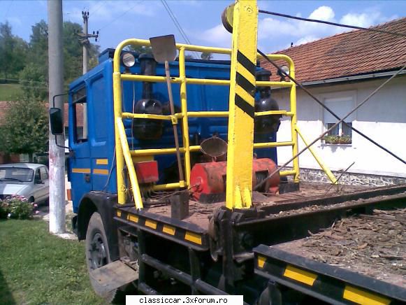 Colectia de SR-uri - Padurea si platforma cu troliu este - Coltul camionagiului si tractoristului oldtimerist