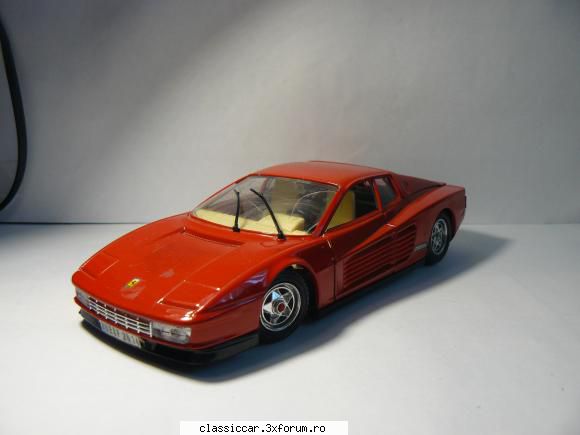 Colectia mea! - Ferrari Testarossa (1984) Scara 1:24 - Modelism si machetute