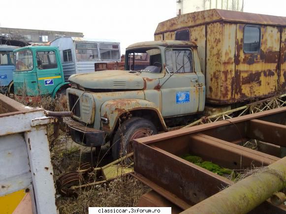 Colectie camioane si alte ultilaje de la intreprinderi - tm21zay - Coltul camionagiului si tractoristului oldtimerist
