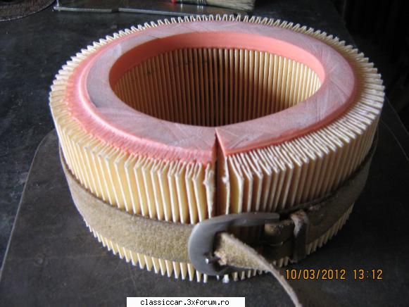 Confectionare element filtru aer - Bucata de filtru a fost legata - Coltul Tehnic
