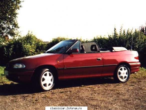 Cotatie pret Opel Astra F cabrio Bertone - Am un vecin, care are un Opel Astra cabrio din - Discutii libere