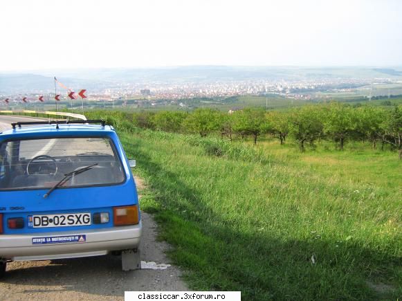 Cu "" Coada Scurta "" (LASTUN) la Cluj - la coborarea Feleacului - Drumetii prin Mioritic