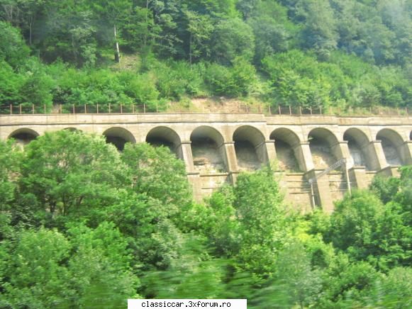 Cu "" Coada Scurta "" (LASTUN) la Cluj - in Defileul Jiului - Drumetii prin Mioritic