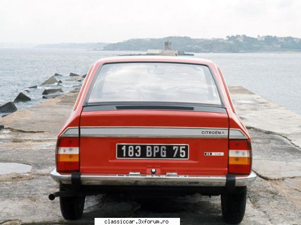 Cumpar Citroen GS seria - Spate. Se vede ca are luneta fixa, care nu se - Cumparari auto-moto clasice