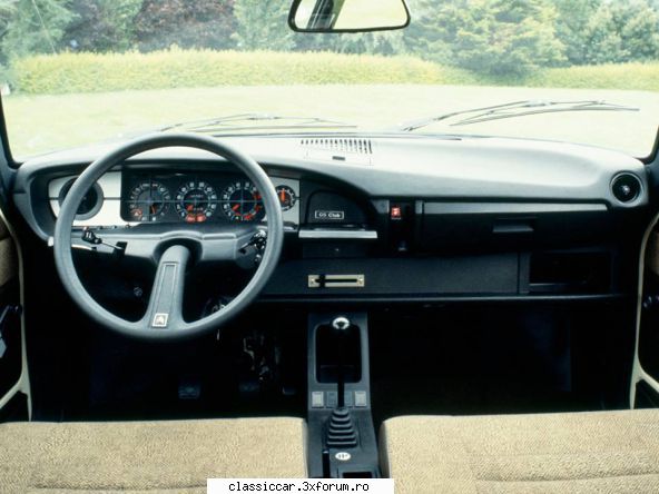 Cumpar Citroen GS seria - Bordul specific seriei a doua, cu ceasuri - Cumparari auto-moto clasice