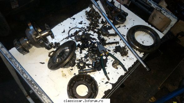 Cumpar cutie de viteza Renault Estafette sau Dacia D6 - Sateliti zob...,,desteptul "care a - Cumparari piese