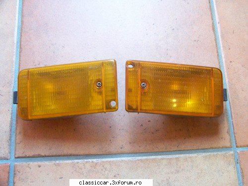 Cumpar far Audi 90 B2 (coupe) - Mai cumpar o pereche semnale ca cele din imagine - Cumparari piese