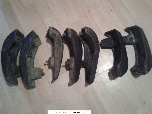 Cumpar flaps cauciuc Dacia 1310 - Doar primele doua din parte dreapta sunt cele - Cumparari piese