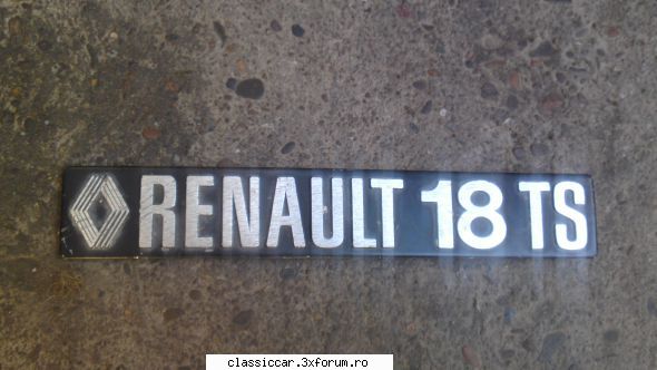 Cumpar numere masini si embleme - 15 lei,are un piciorus indoit - Cumparari piese