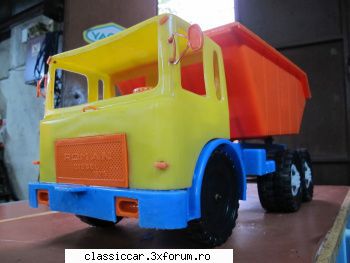 Cumpar numere masini si embleme - In continuare in cautare de: -scris Dacia: GTL - Cumparari piese