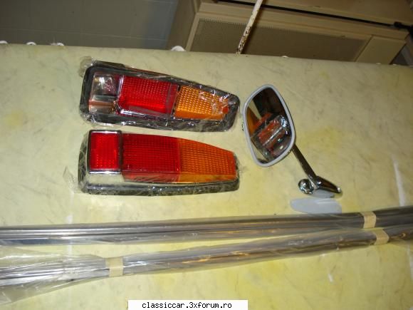 Dacia 1100-Renault 8 - Azi dup� indelungate convers�ri si peripetii a - Prezentare masini