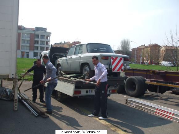 Dacia 1100 din 1970 - A trecut iarna cu bine la loc uscat si acum cred - Prezentare masini