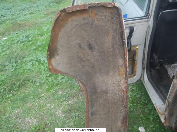Dacia 1100 din 1970 - Aripile din spate par compromise , sa le repar - Prezentare masini