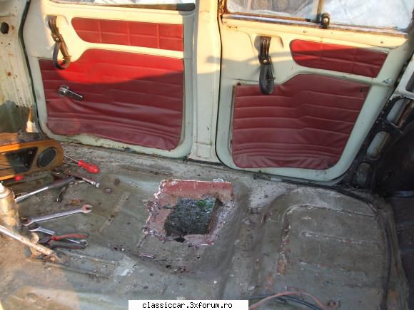 Dacia 1100 din 1970 - Situatia este cam grava - Prezentare masini