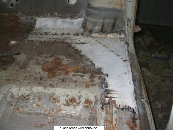 Dacia 1100 din 1970 - Podul a fost compromis in mare parte - Prezentare masini