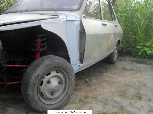 Dacia 1300-PH 88 VBA - Pragurile si stalpii fata au fost curatate "la - Prezentare masini