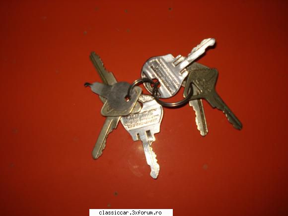Dacia - set dublu de chei originale - Prezentare masini