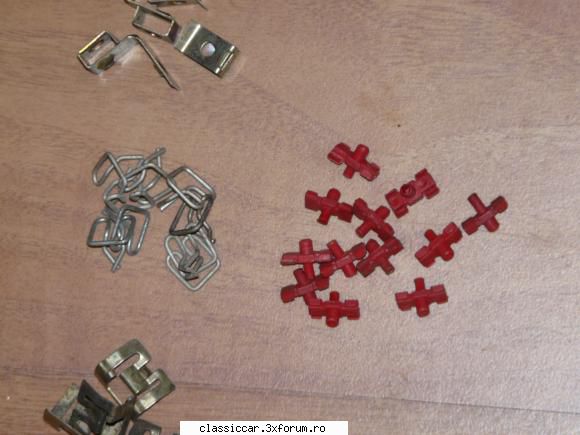 Dacia - clipsurile de plastic au fost de 15/8,3 mm si 4 - Prezentare masini