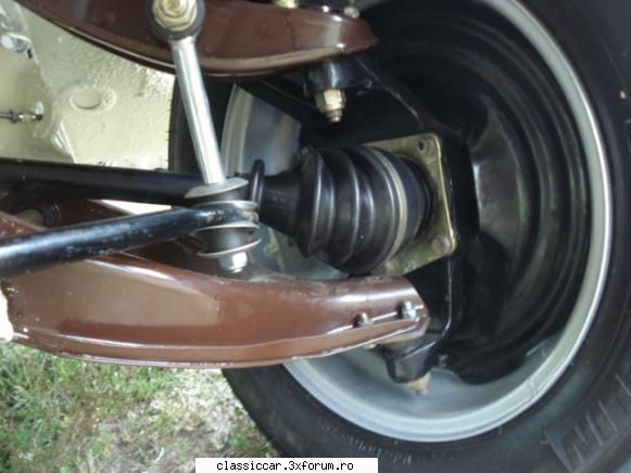 Dacia - butuc fat� alt unghi - Prezentare masini