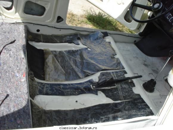 Dacia - Nu stiu dac� masina are in mod normal din fabric� - Prezentare masini