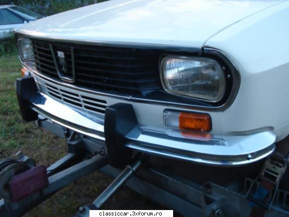 Dacia - detaliu bar� fat� dup� cur�tarea cu polish Chrome - Prezentare masini
