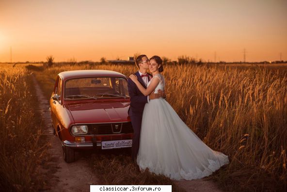 Dacia din Timisoara - Prima nunta! Felicitari mirilor si multumesc - Prezentare masini