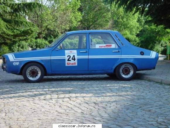 Dacia - Parca ar fi trebuit sa vina dungile de pe capota - Prezentare masini