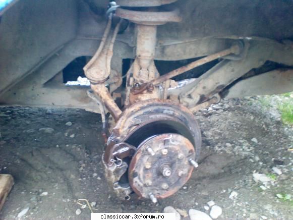 Dacia " - avea prin garaj un surub original si l-a pus pe - Prezentare masini