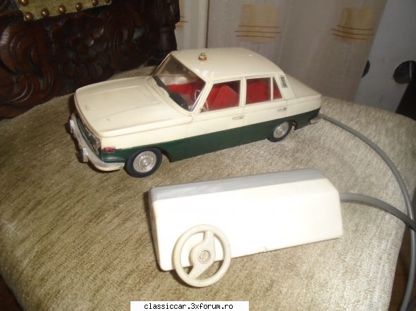 Dacia 1300 GIGANTICA - si un Wartburg venit si el pe la mine :D tot de - Modelism si machetute
