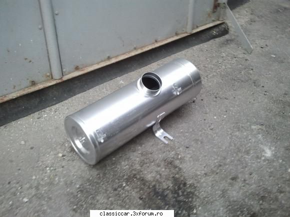 Dacia 1300 Sighisoara - Carcasa filtru aer crom si urmeaza si capac - Prezentare masini