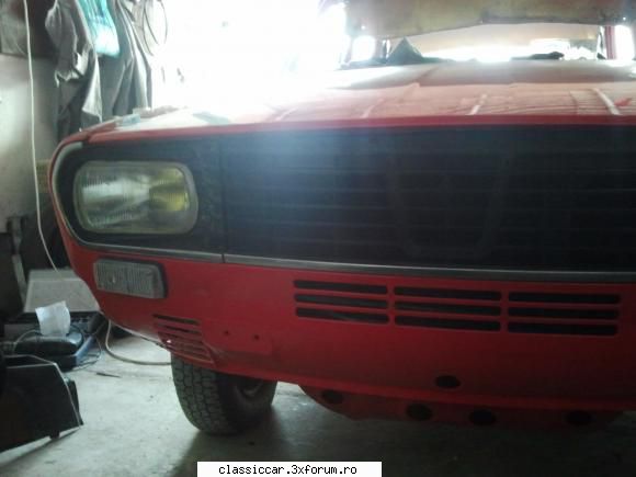 Dacia 1300 Sighisoara - dispersoare cibie clare si becuri galbene - Prezentare masini