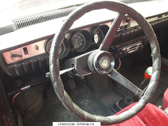 Dacia 1300, anul 1971 - Asa arata volanul meu. Pedala din pacate este - Prezentare masini