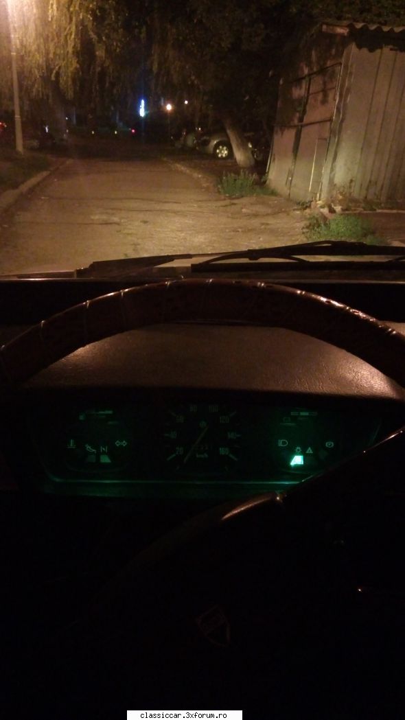Dacia 1300, anul 1982 - Bordul pe timp de noapte - Prezentare masini