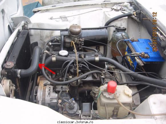 Dacia 1300 din 1980 - Vezi furtunul de la pompa de apa, care iese catre - Prezentare masini